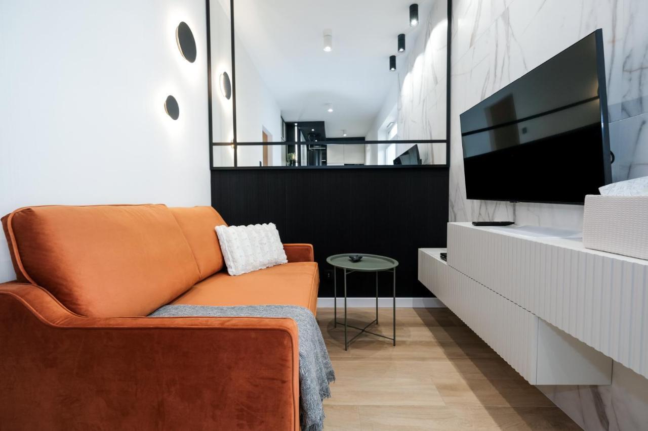 City Mood Apartamenty Lodz Fabryczna 450M Wszystko Nowe Exterior photo